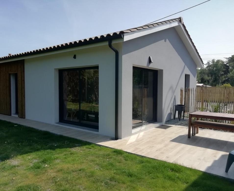 Charmante Maison Neuve Au Lac D'Hourtin Bagian luar foto