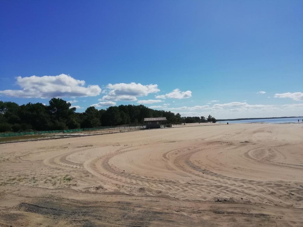 Charmante Maison Neuve Au Lac D'Hourtin Bagian luar foto