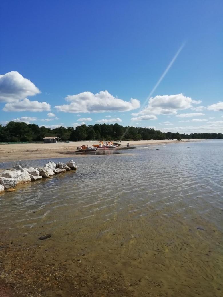 Charmante Maison Neuve Au Lac D'Hourtin Bagian luar foto